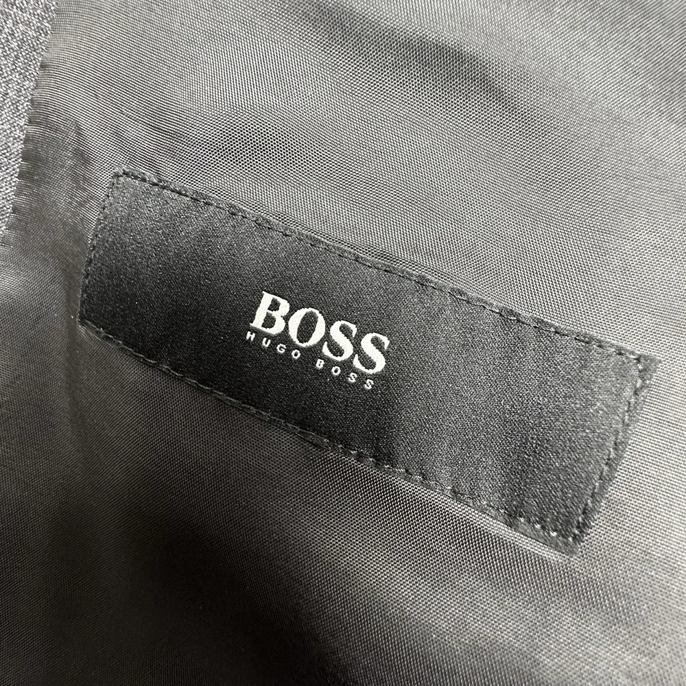 Hugo Boss Blazer Mens 38 Short Gray Wool Check Two Button Sport Coat Jacket‎